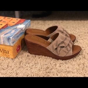 Bella Vita wedges